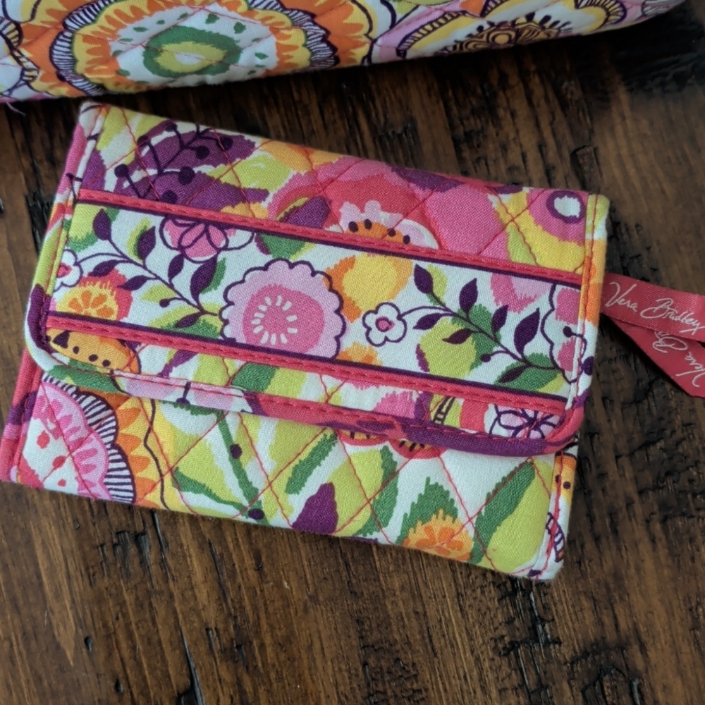 Vera Bradley Clemetine Floral Pink Tote Bag with Matching Wallet - Picture 6 of 16